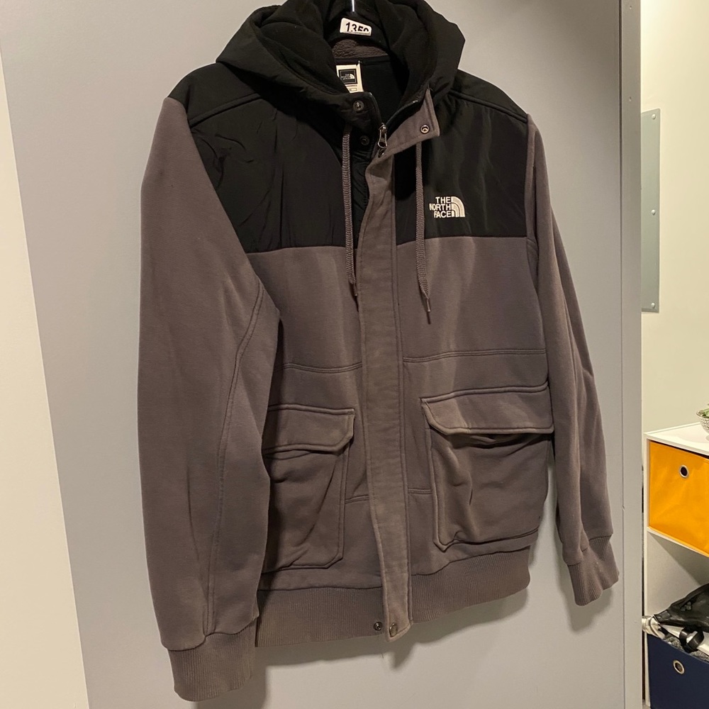 Men’s North Face hooded jacket grey and black